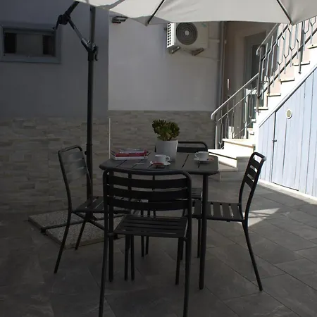 Bed & Breakfast Sibi 3*