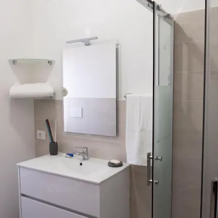 Sibi Bed and Breakfast 3*
