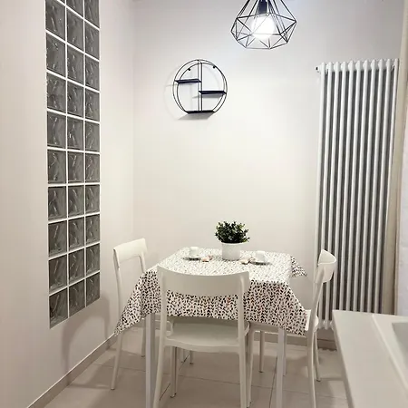 Sibi 3* קייטי